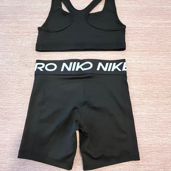 Nike black set YM - Picture 2 of 3